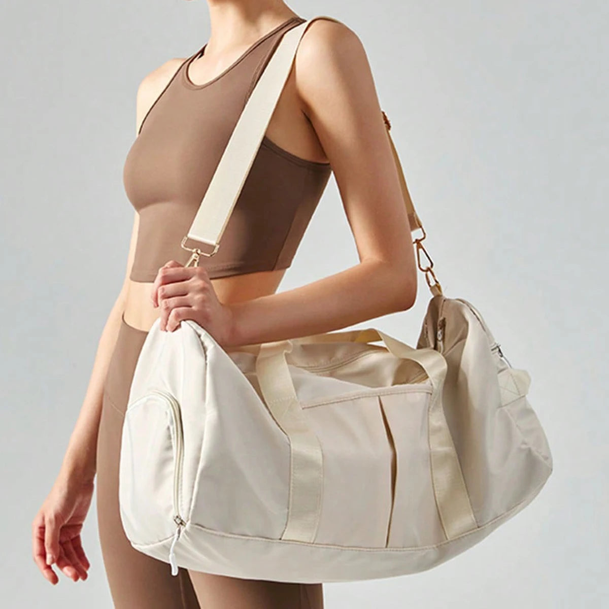 New lightweight, simple and large-capacity travel luggage bag, with an independent shoe compartment fashionable travel bag!